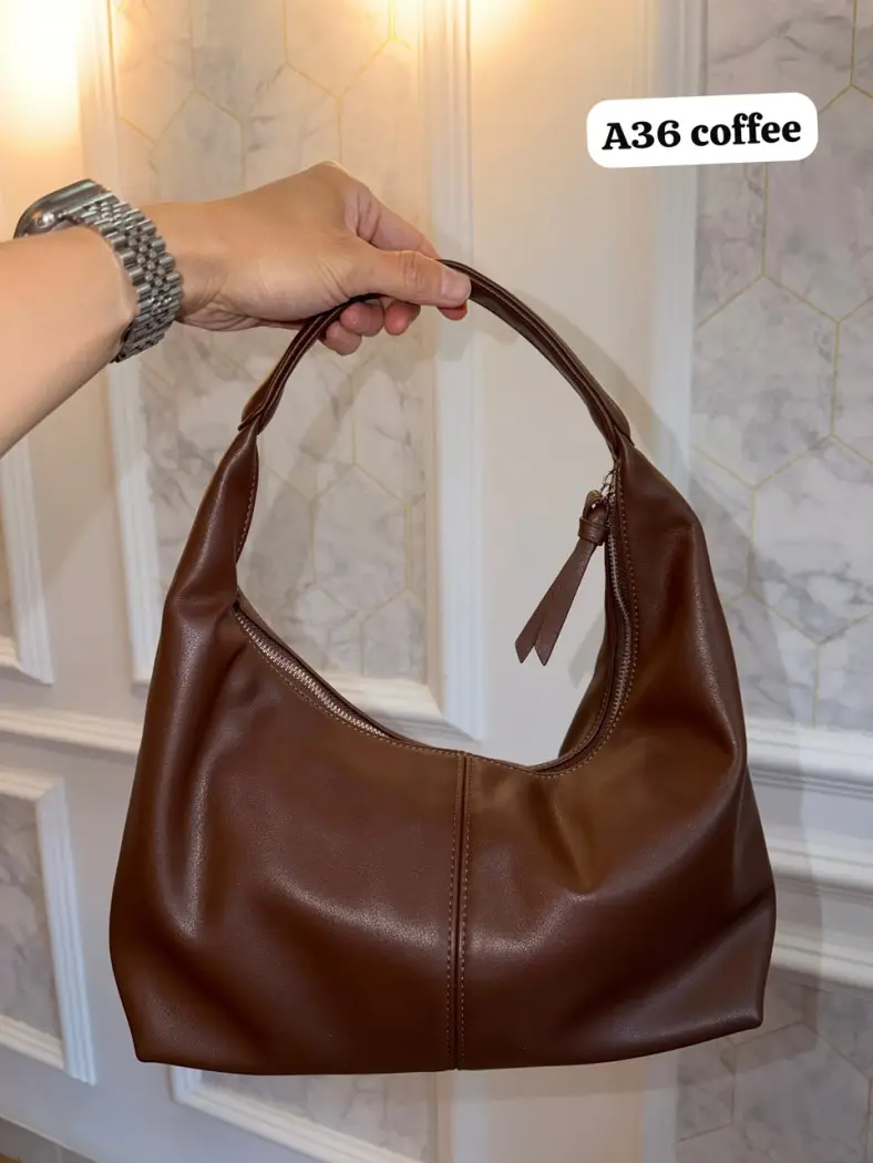 Minimalist Hobo Shoulder Bag gallery